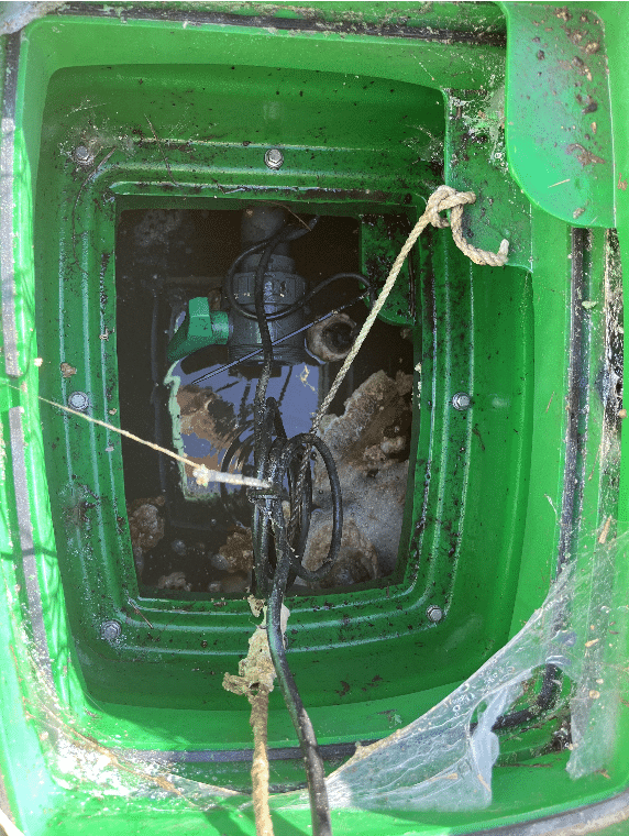 Nettoyage de la réhausse pompe calpeda à nice avant